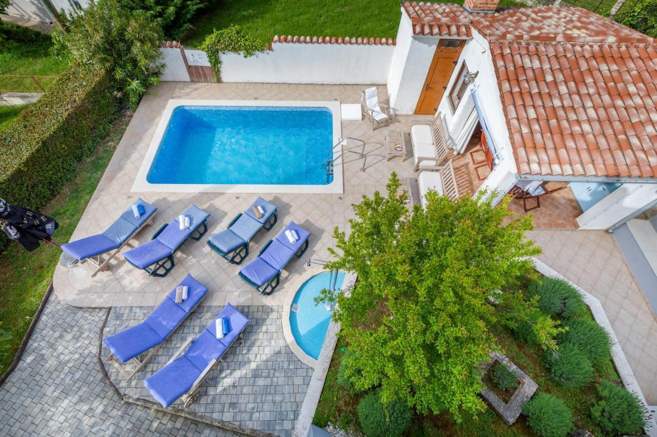 Nature & Sea Holiday Home With Pool Pula Dış mekan fotoğraf