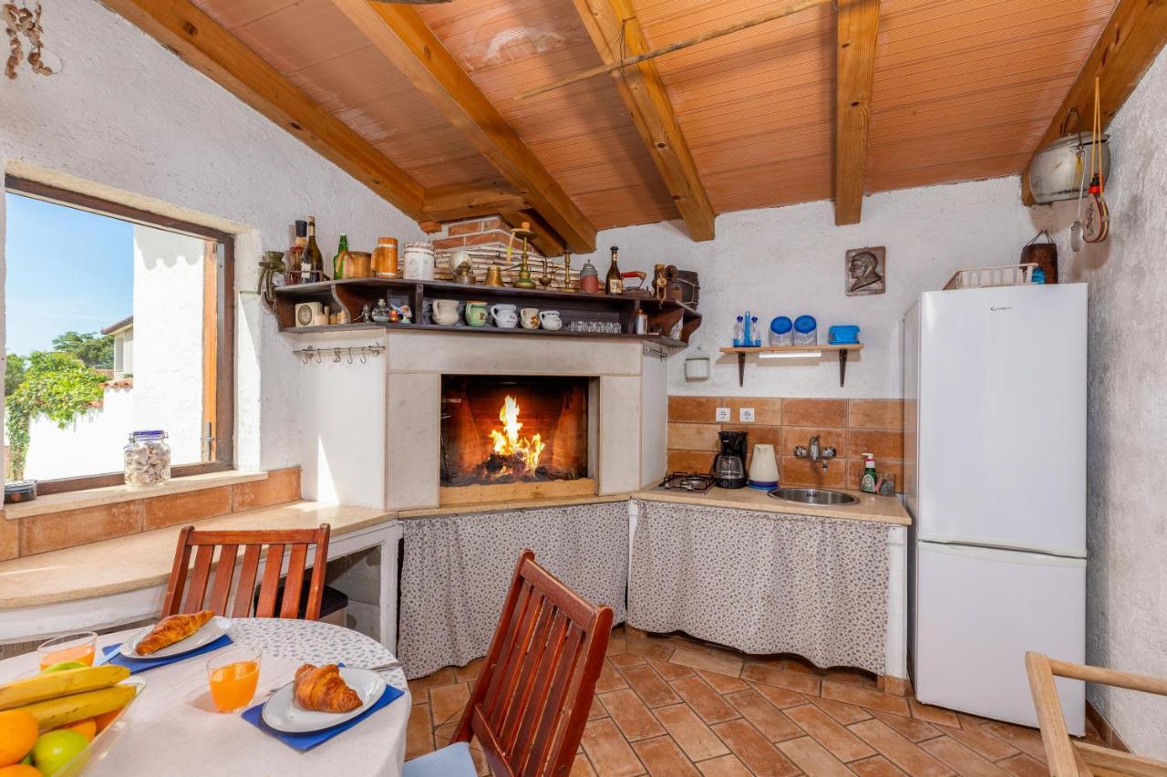 Nature & Sea Holiday Home With Pool Pula Dış mekan fotoğraf